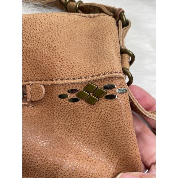Saks Brown Leather Crossbody Bag With Adjustable Strap & Front Zipper Pocket - Picture 4 of 11